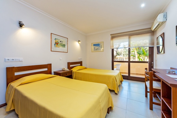 QUARTO DUPLO Hotel Balaia Mar en Praia Maria Luísa QUARTO DUPLO Hotel Balaia Mar en Praia Maria Luísa